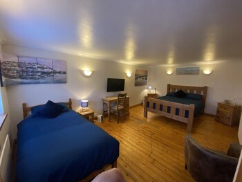 quaint 4 bed barn conversion barnhouse starshinezz