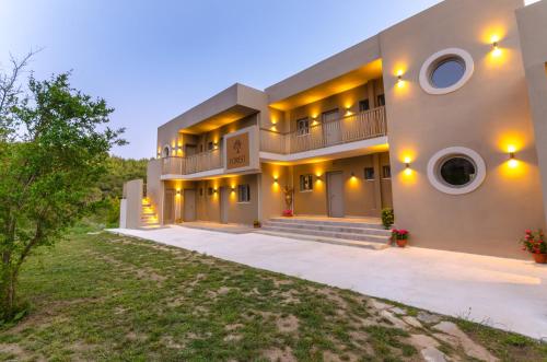 forest resort suites skiathos