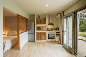 forest resort suites skiathos