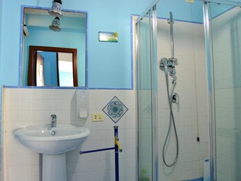 room in bandb suite rosa bandb s elia