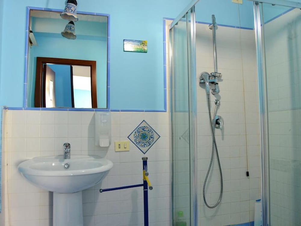 room in bandb suite rosa bandb s elia