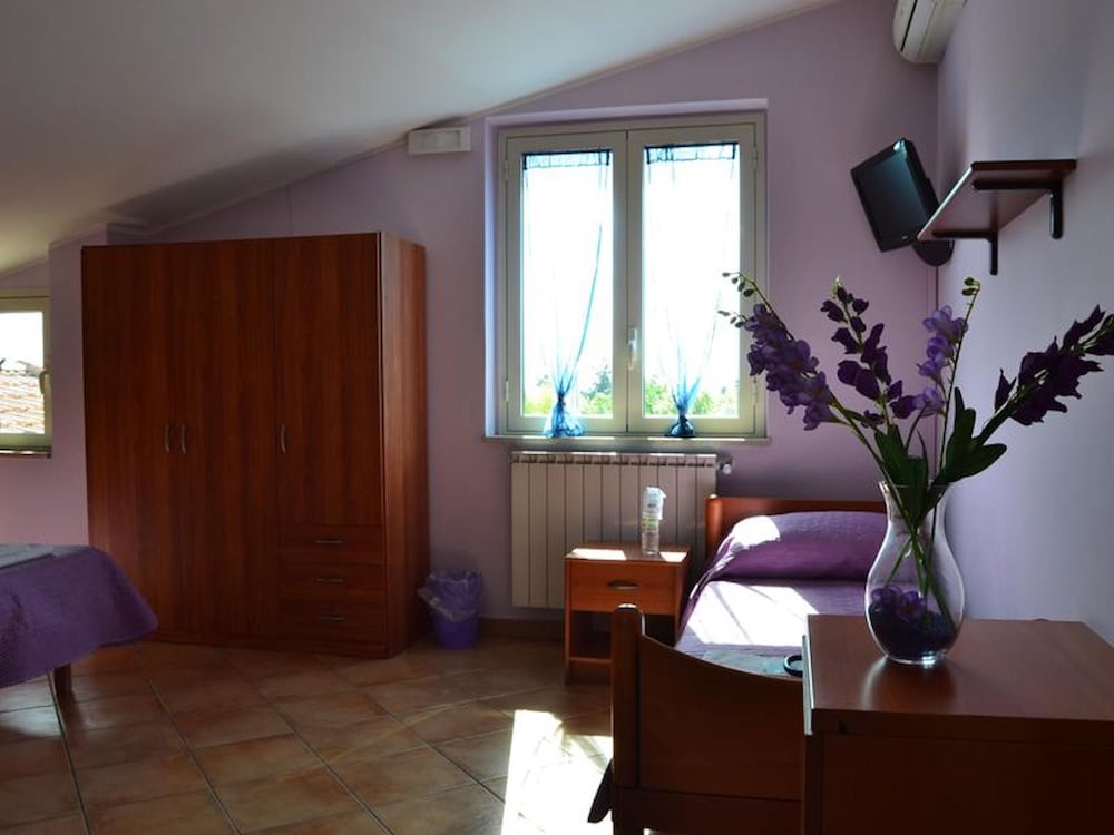 room in bandb suite rosa bandb s elia