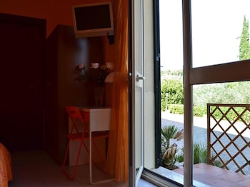 room in bandb suite rosa bandb s elia