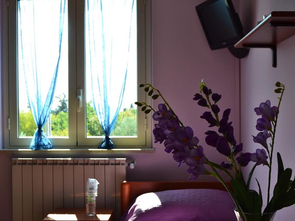 room in bandb suite rosa bandb s elia