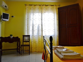room in bandb suite rosa bandb s elia