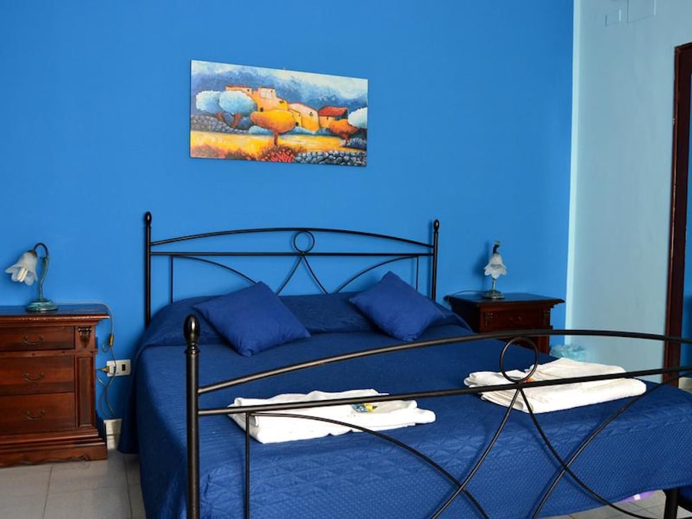 room in bandb suite rosa bandb s elia