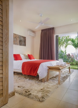 Clos Du Littoral By Fine And Country,Grand-Baie>>Flic-En-Flac,5 star