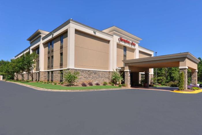 hampton inn cartersville
