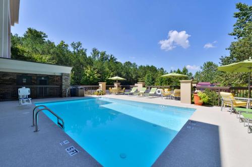 hampton inn cartersville