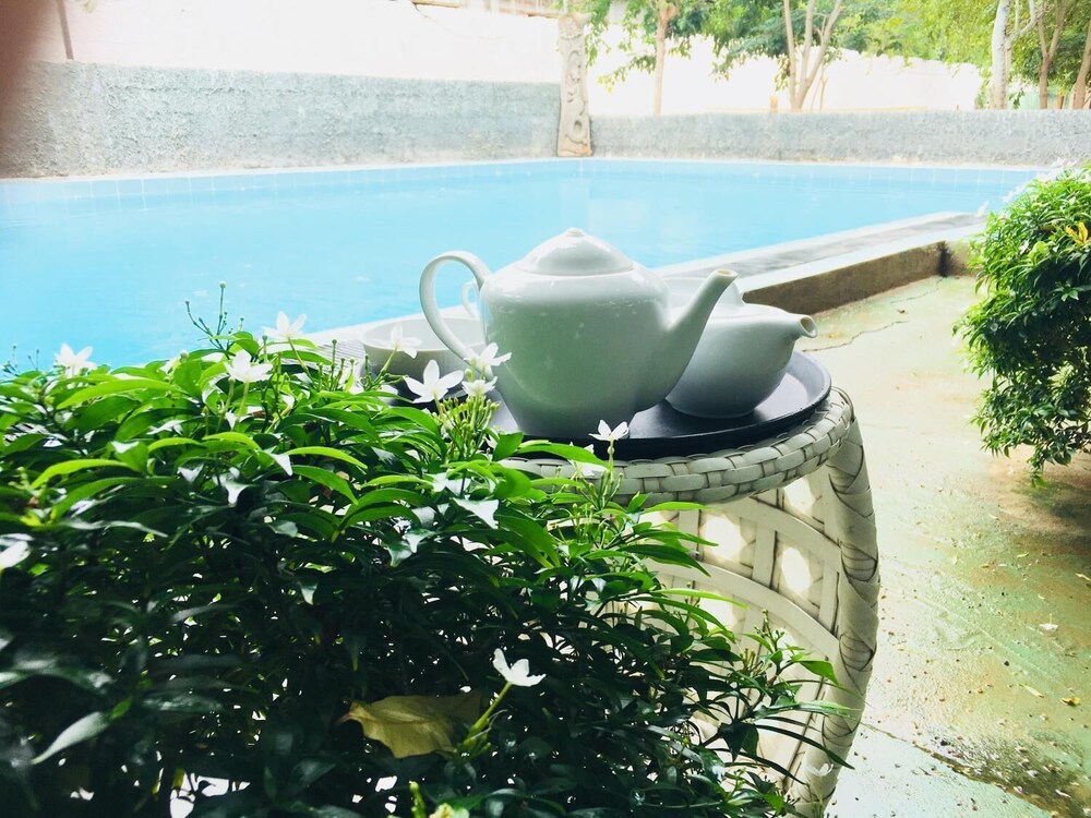 alikele hotel sigiriya