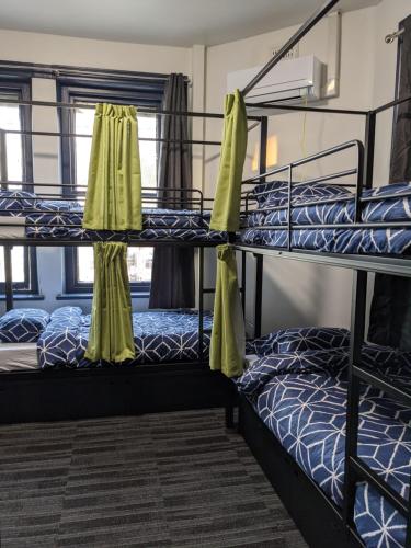 queen victoria hostel