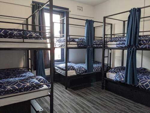 queen victoria hostel