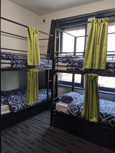 queen victoria hostel