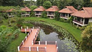 Siris Stars Resort,,2 star