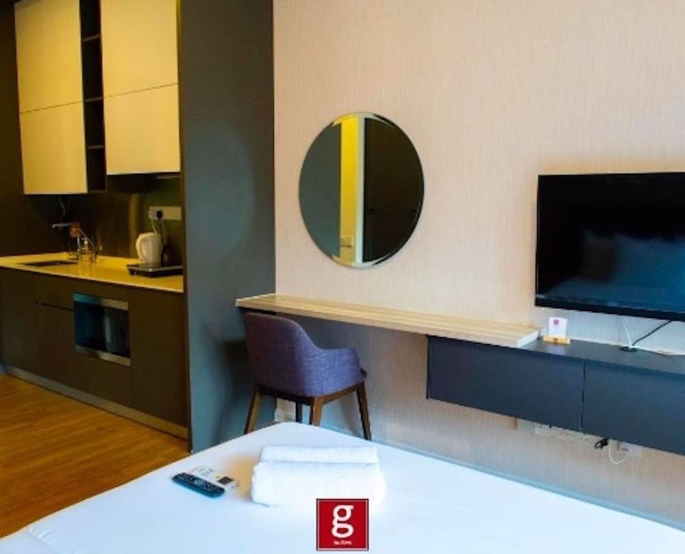 ceylonz suites