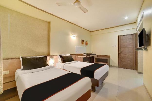 collection o 76358 kapil residency parage chowk