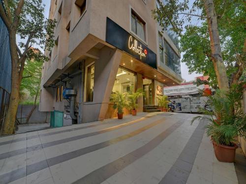 collection o 76358 kapil residency parage chowk