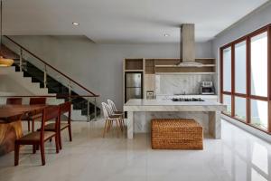 cempaka 8 villa 7 bedrooms private pool