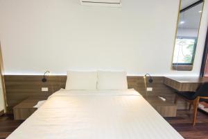 22housing residence suites 20 linh lang