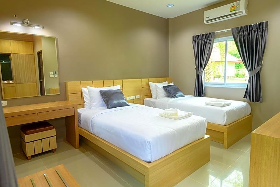 avarin resort