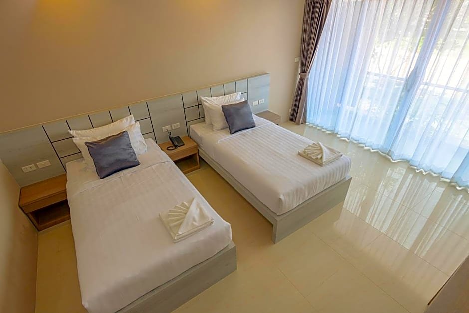 avarin resort