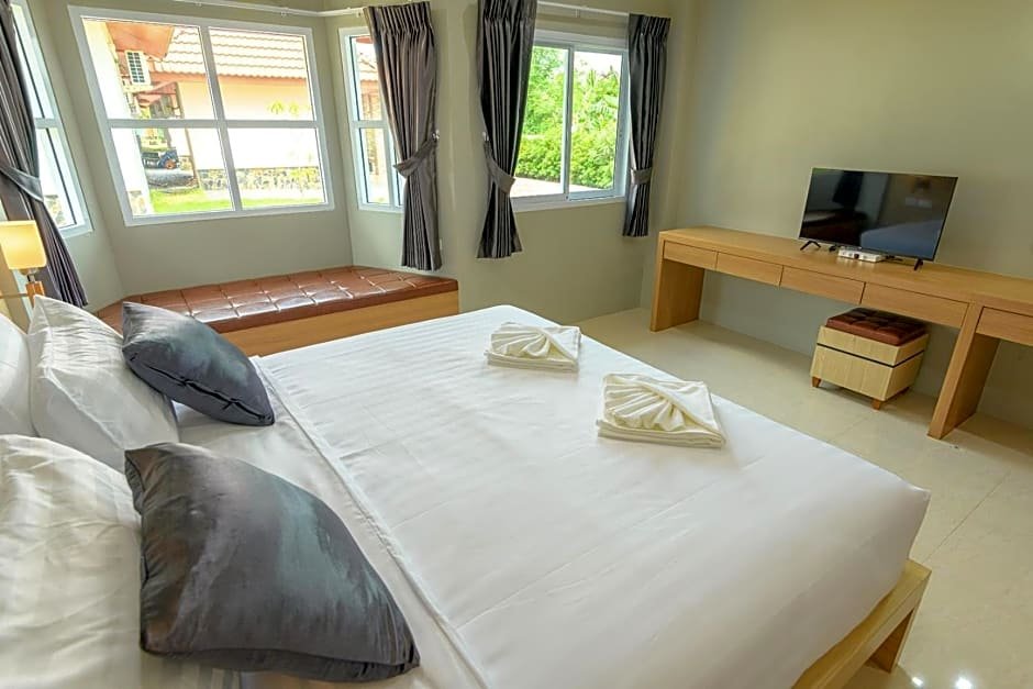 avarin resort