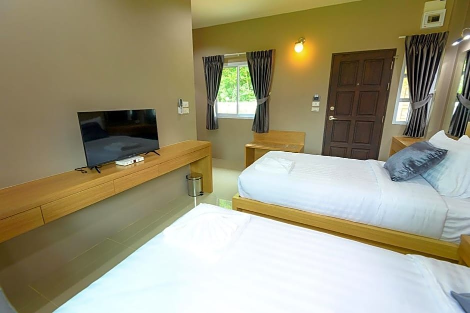 avarin resort