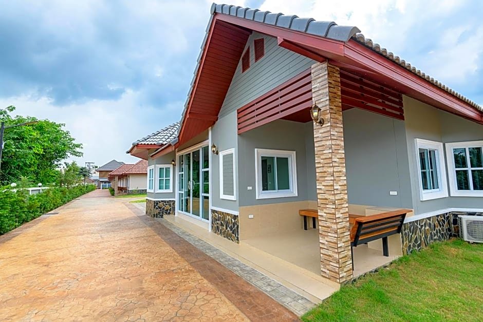 avarin resort
