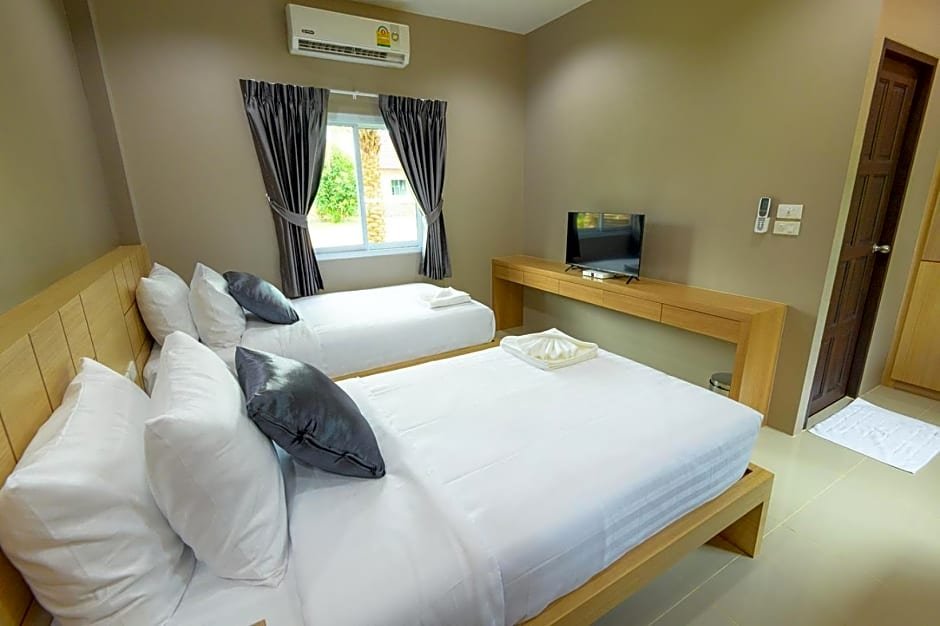 avarin resort