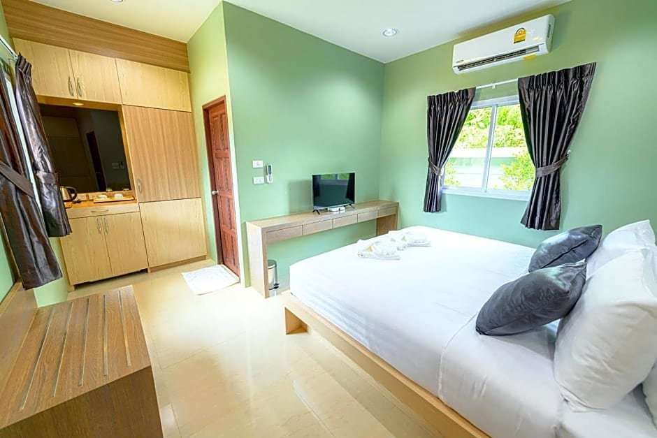 avarin resort