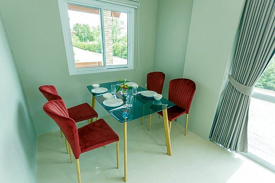 avarin resort