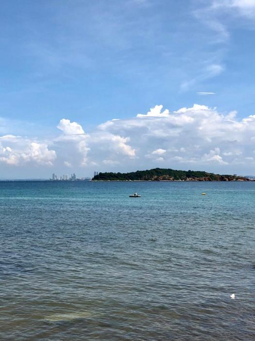 samanta by the sea