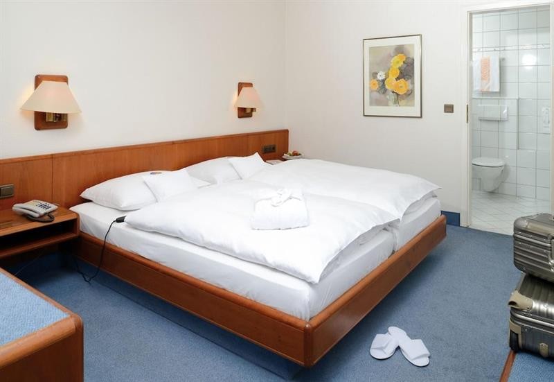 Hotel Noy,Dusseldorf>>Altendorf,3 star