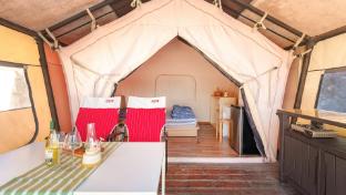 gapyeong captain caravan glamping