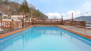 gapyeong captain caravan glamping