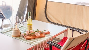 gapyeong captain caravan glamping