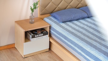 gapyeong captain caravan glamping