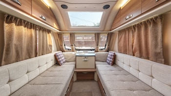 gapyeong captain caravan glamping