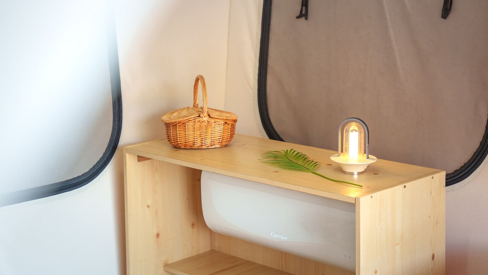 gapyeong captain caravan glamping