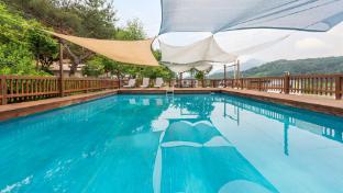 gapyeong captain caravan glamping