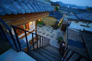 jeonju dwaejikkum hanok