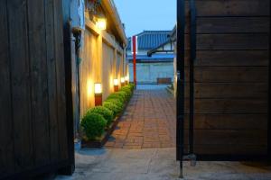 jeonju dwaejikkum hanok