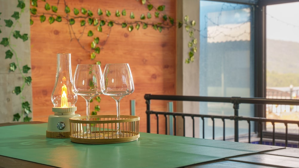 yeosu wellstay pool villa