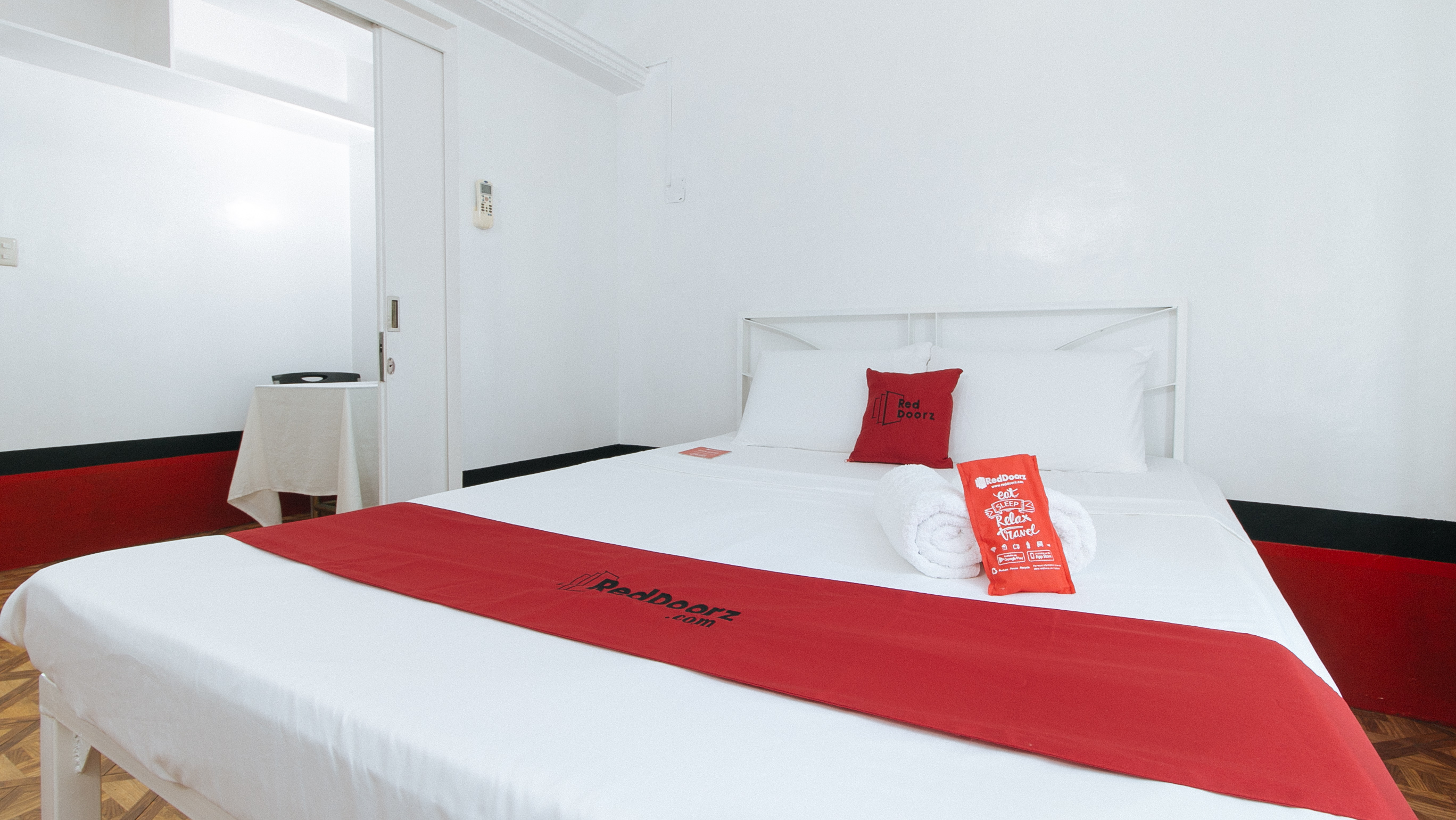 reddoorz the providence tower