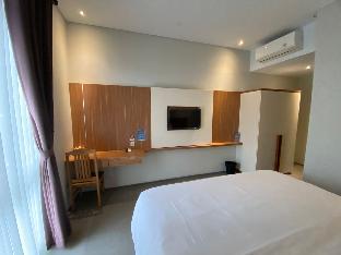 zoe guest house