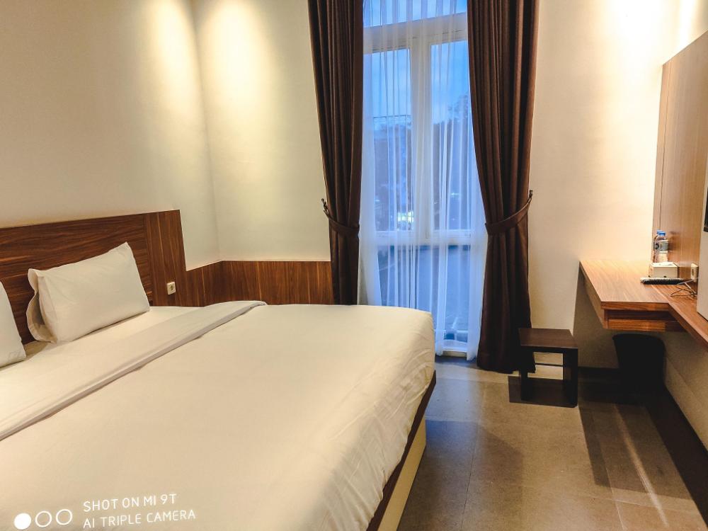 zoe guest house
