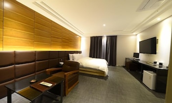 lifestyle s hotel