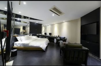 lifestyle s hotel