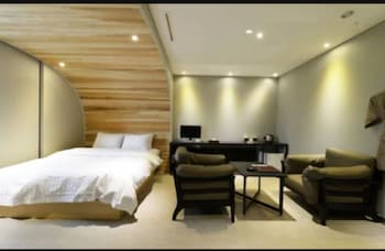 lifestyle s hotel