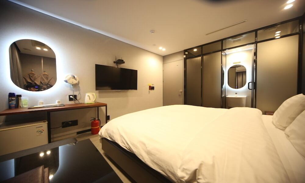 lifestyle s hotel